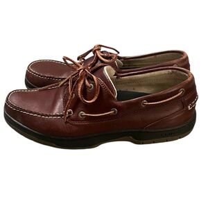 L.L. Bean men’s brown leather boat shoes preppy classic